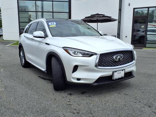 2023 INFINITI QX50 Luxe