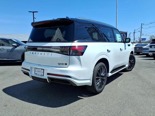2t Radiant Whit 2026 INFINITI QX80 AUTOGRAPH