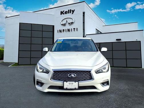 2022 INFINITI Q50 LUXE