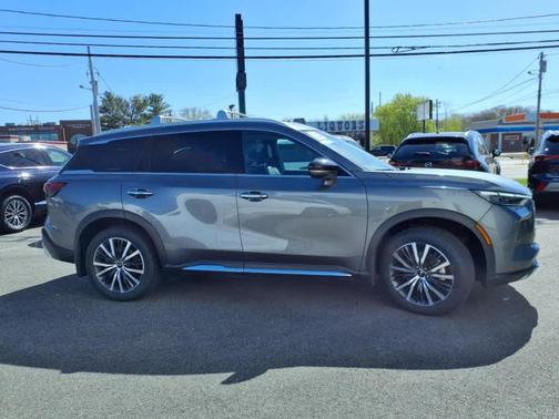 2022 INFINITI QX60 SENSORY