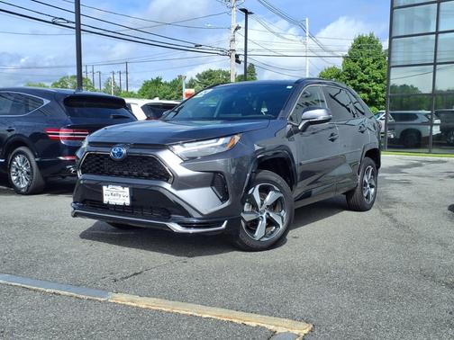 2024 Toyota RAV4 Prime SE