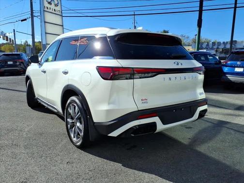 2024 INFINITI QX60 Luxe