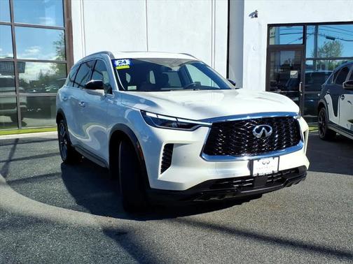 2024 INFINITI QX60 Luxe
