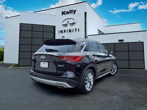2022 INFINITI QX50 ESSENTIAL