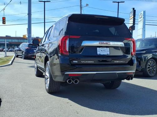 Onyx Black 2023 GMC Yukon Denali