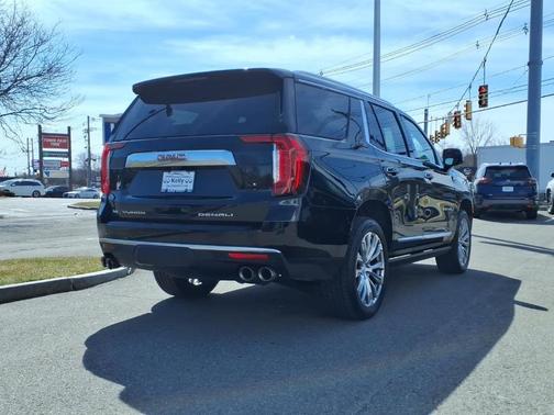 2023 GMC Yukon Denali