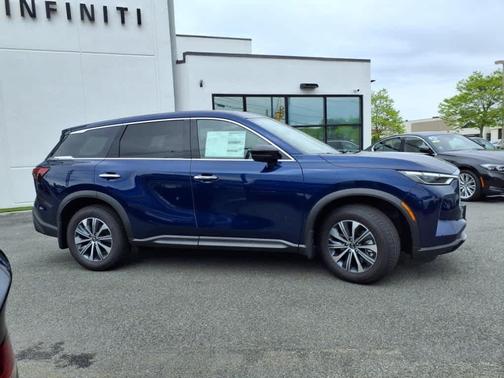 2025 INFINITI QX60 Pure