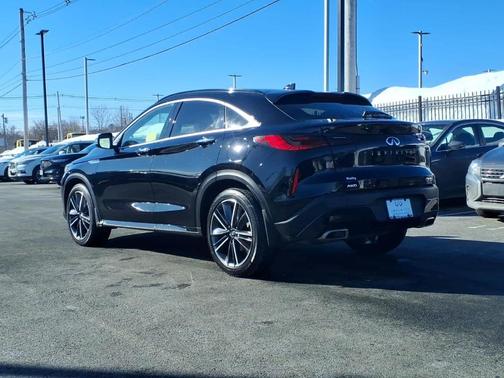 2023 INFINITI QX55 LUXE