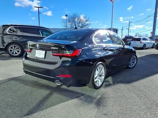 2025 BMW 330 i xDrive