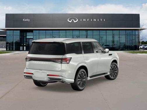 2025 INFINITI QX80 Luxe