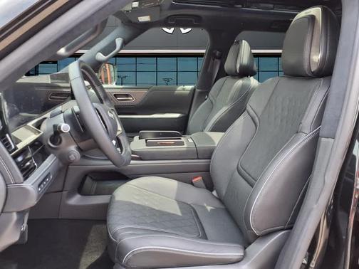 2025 INFINITI QX80 AUTOGRAPH