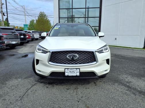 2022 INFINITI QX50 Luxe