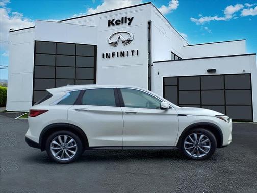 2022 INFINITI QX50 Luxe