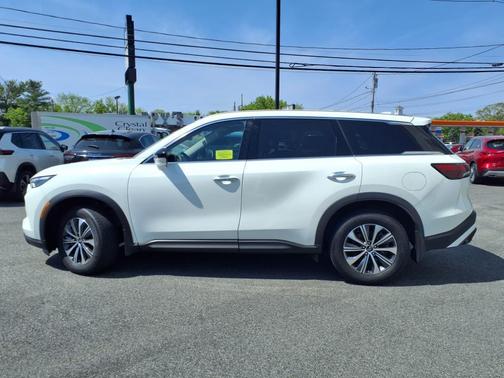 2024 INFINITI QX60 Pure
