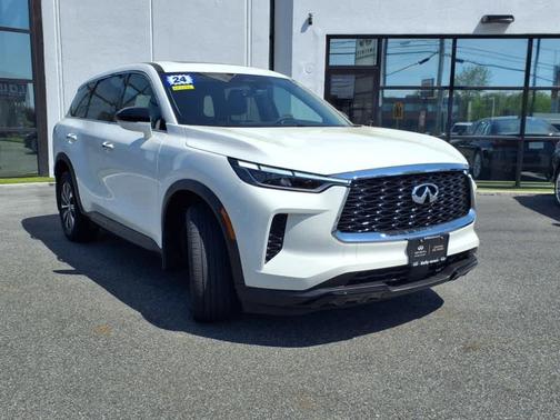 2024 INFINITI QX60 Pure