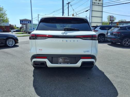 2024 INFINITI QX60 Pure