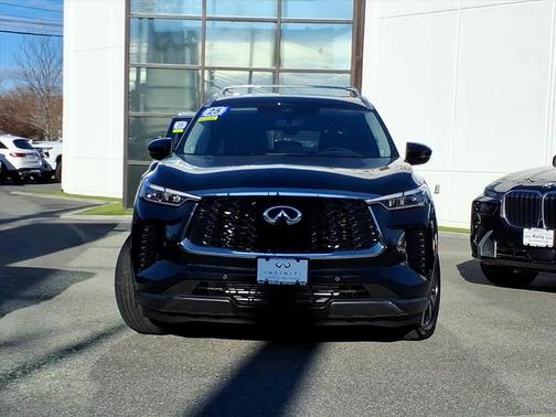 2025 INFINITI QX60 SENSORY