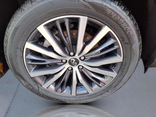 2025 INFINITI QX60 SENSORY