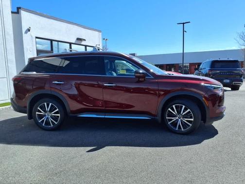 2022 INFINITI QX60 SENSORY