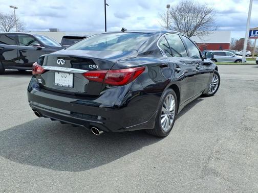 Black Obsidian 2023 INFINITI Q50 LUXE