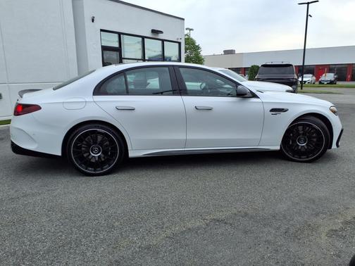 2025 Mercedes-Benz AMG E 53 Base