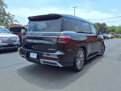 2025 INFINITI QX80 SENSORY