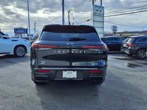 2024 INFINITI QX60 Luxe