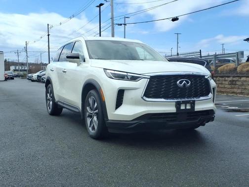 2024 INFINITI QX60 Luxe