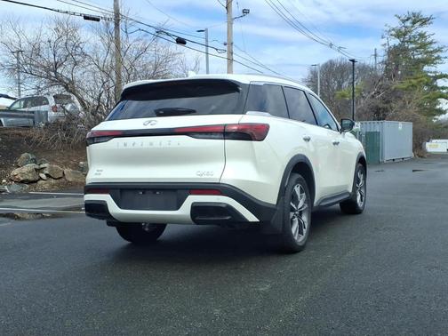 2024 INFINITI QX60 Luxe