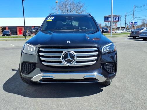 Obsidian Black Metallic 2025 Mercedes-Benz GLS 450 4MATIC