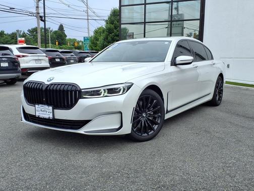 2020 BMW 740 i xDrive