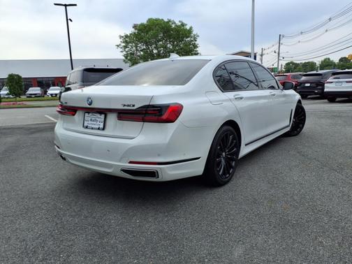 2020 BMW 740 i xDrive