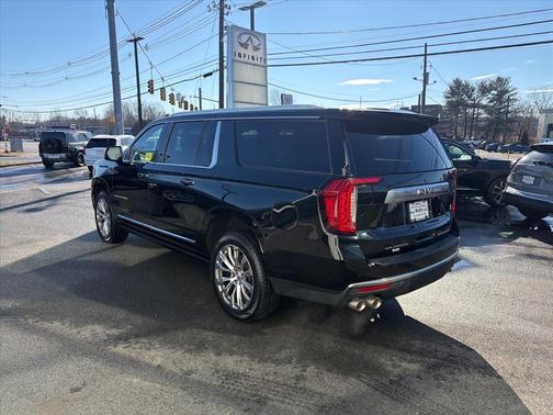2022 GMC Yukon XL Denali