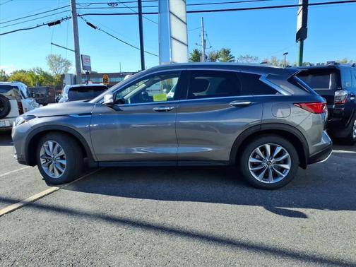 2022 INFINITI QX50 Luxe