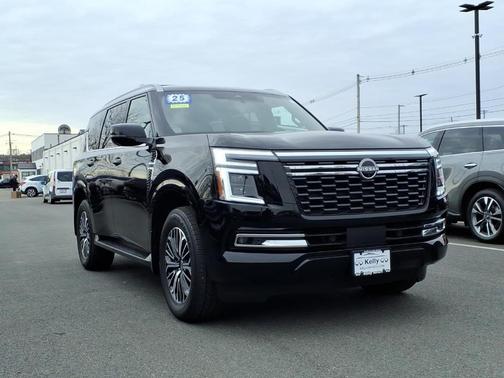 2025 Nissan Armada Platinum