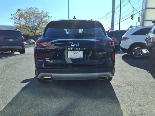 2023 INFINITI QX50 Luxe