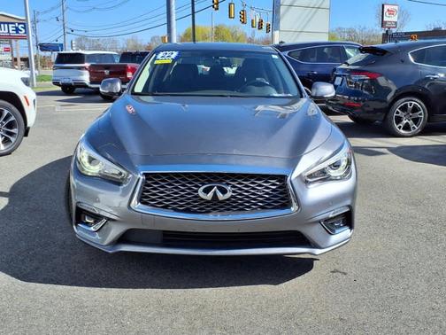 2022 INFINITI Q50 LUXE