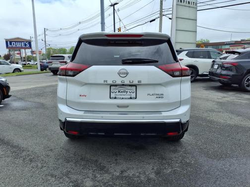2024 Nissan Rogue Platinum