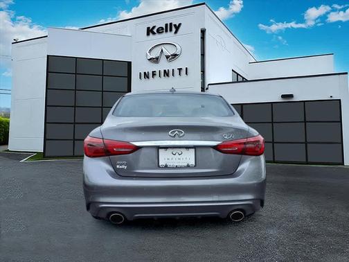2022 INFINITI Q50 LUXE