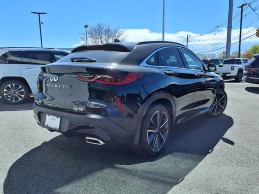 2022 INFINITI QX55 ESSENTIAL