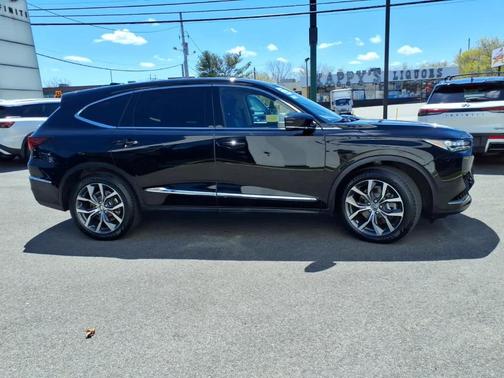 Majestic Black Pearl 2023 Acura MDX Technology