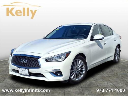 2022 INFINITI Q50 LUXE