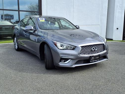2022 INFINITI Q50 LUXE