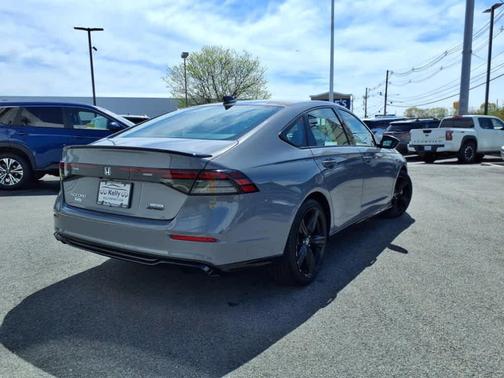 2023 Honda Accord Hybrid Sport-L