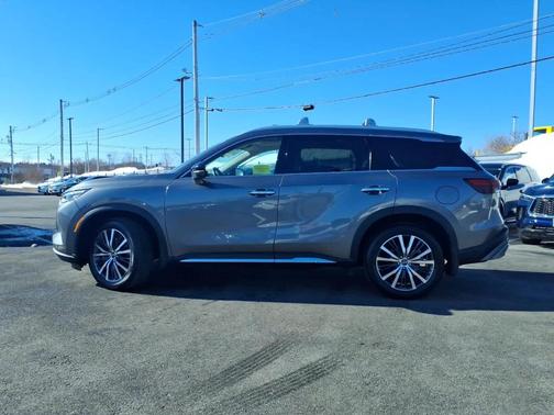 2023 INFINITI QX60 SENSORY