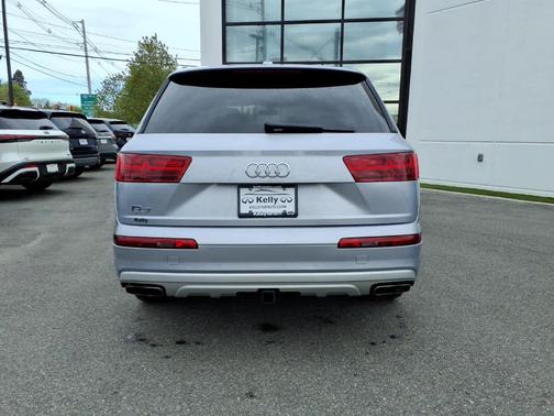 Florett Silver Metallic 2019 Audi Q7 45 Premium Plus