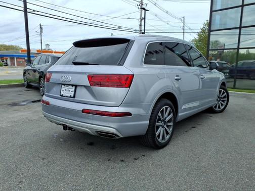 Florett Silver Metallic 2019 Audi Q7 45 Premium Plus
