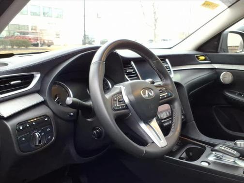 2024 INFINITI QX50 SENSORY