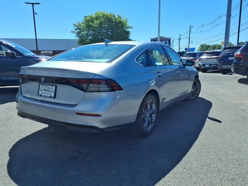 Solar Silver Metallic 2024 Honda Accord EX