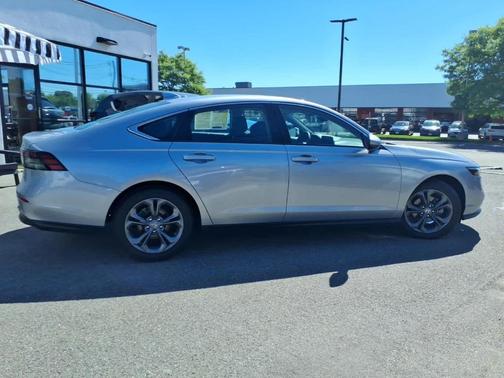 Solar Silver Metallic 2024 Honda Accord EX